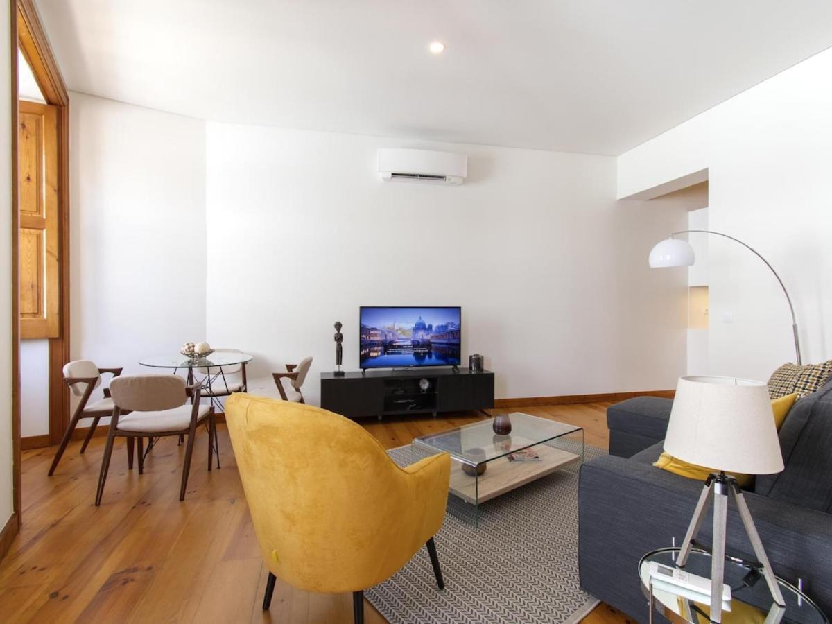 Chiado Stylish Bright With Ac Apartamento